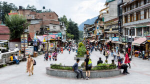 Exploring Mall Road in Manali